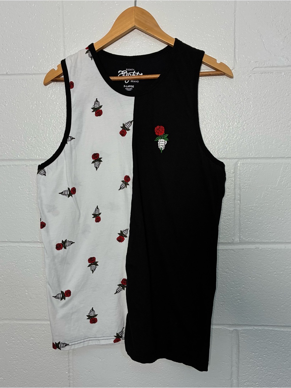 Eighty Eight Split Black White Embroidered Floral Tank